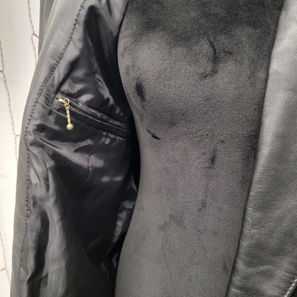 Leather Jacket - Picture 6 of 8